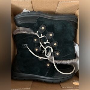 Sorel snow boots